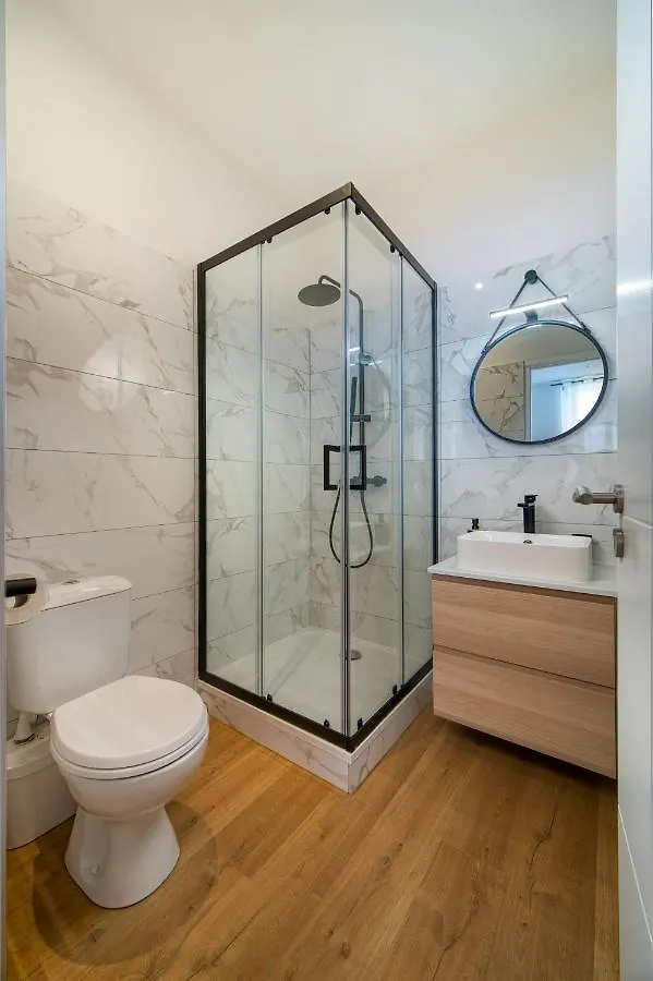Apartment In The Heart Of Marseille Vieux Port